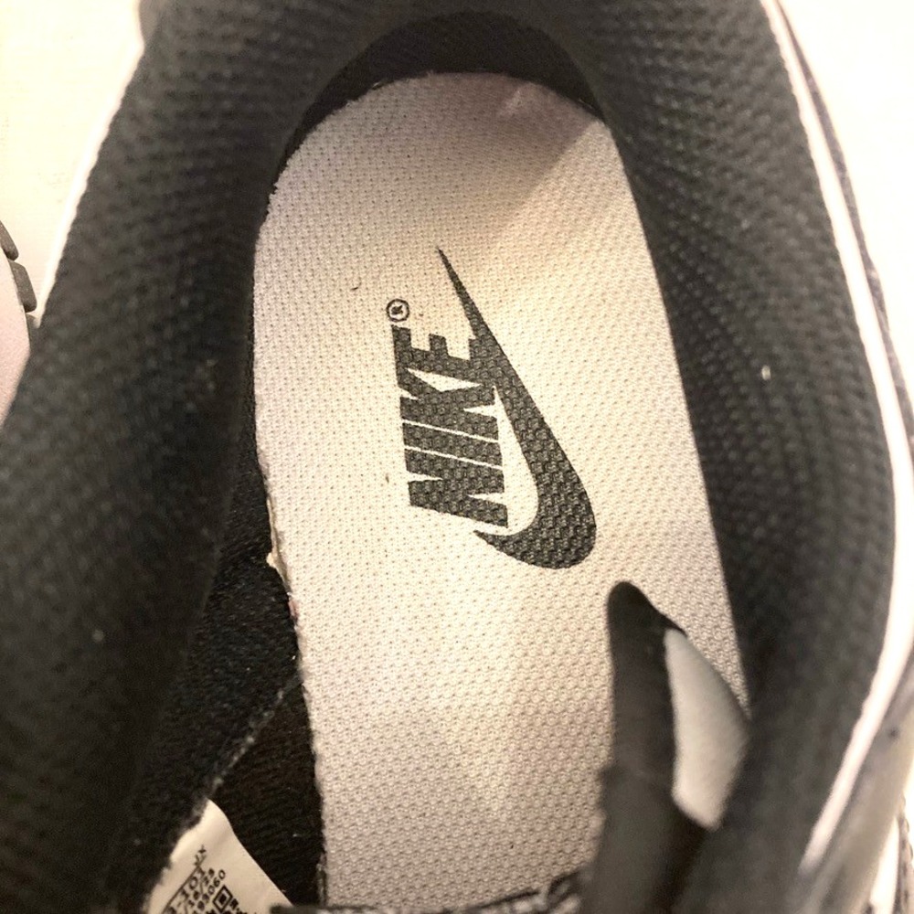 Nike Black and White Dunk Sneakers Women's 7.5 DD1503-101 - Picture 5 of 10